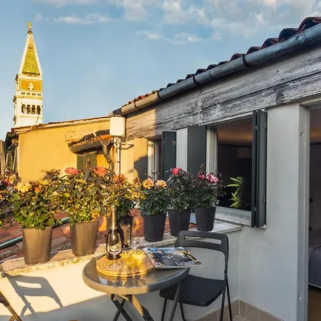 센트랄레 베니스 아파트먼트 아파트 *